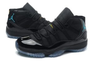 Nike Air Jordan 11 черные с голубым (40-45)