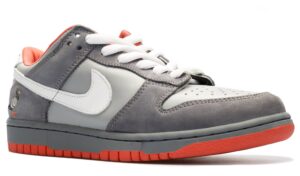 Nike SB Dunk Low Pro серые с белым кожа-нубук мужские (40-44)