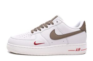 Зимние Nike Air Force 1 07 LV8 white с мехом белые с коричневым кожаные мужские-женские (40-44)